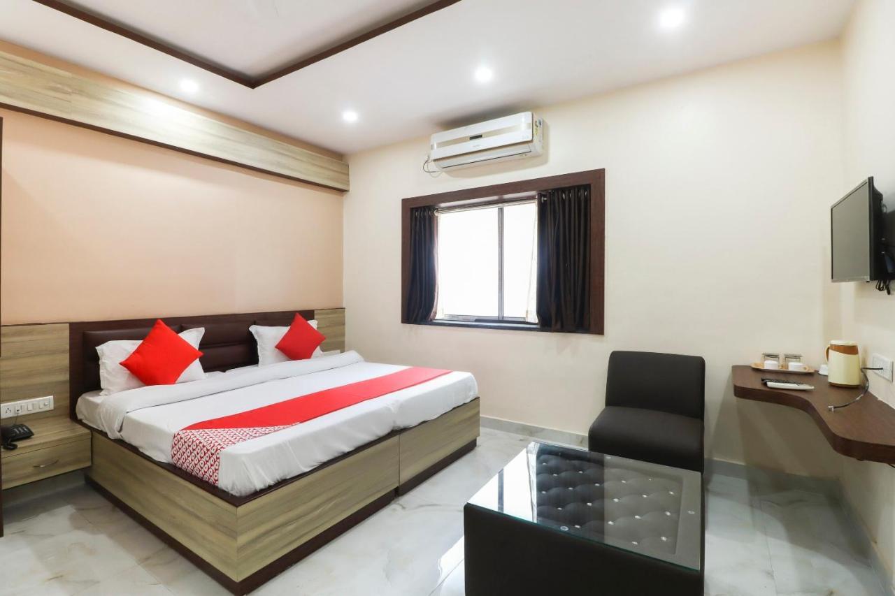 Capital O Hotel 7Th Heaven Jamshedpur Exteriör bild