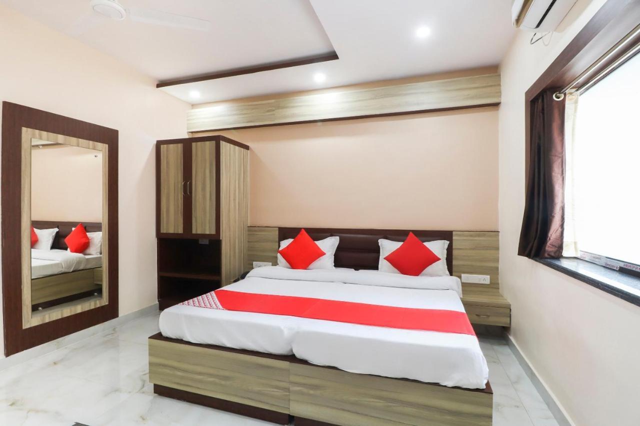 Capital O Hotel 7Th Heaven Jamshedpur Exteriör bild